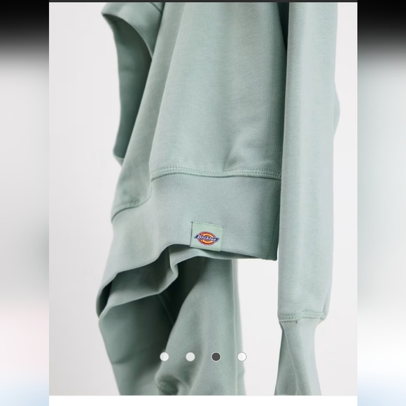 Dickies Crew Cropped Sweatshirt - Picture 2 of 6